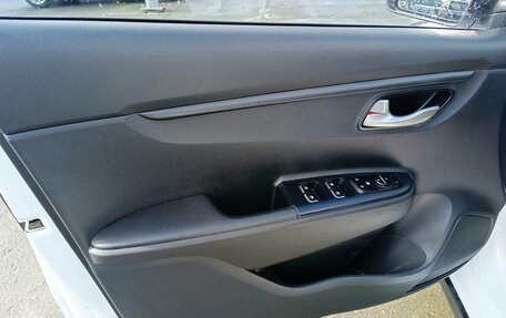 KIA Rio IV, 2021 год, 2 049 995 рублей, 10 фотография