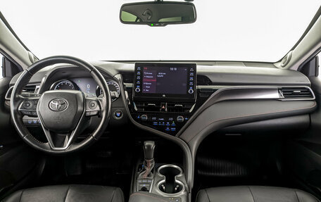 Toyota Camry, 2021 год, 3 500 000 рублей, 14 фотография