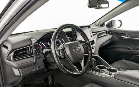 Toyota Camry, 2021 год, 3 500 000 рублей, 16 фотография