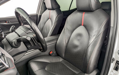 Toyota Camry, 2021 год, 3 500 000 рублей, 20 фотография