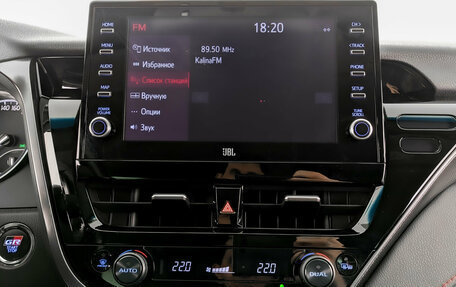 Toyota Camry, 2021 год, 3 500 000 рублей, 15 фотография