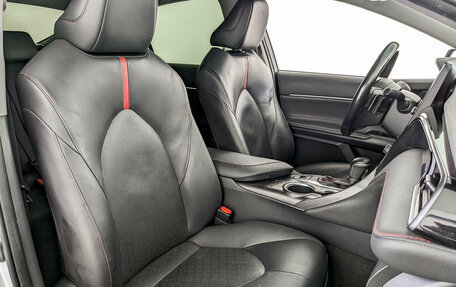 Toyota Camry, 2021 год, 3 500 000 рублей, 24 фотография