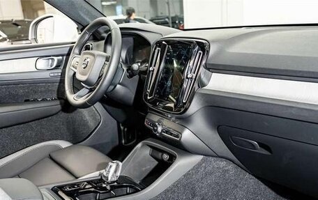 Volvo XC40 I, 2025 год, 4 059 000 рублей, 7 фотография