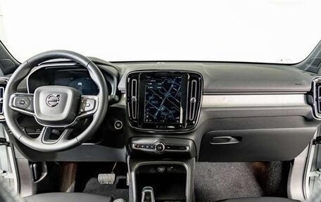 Volvo XC40 I, 2025 год, 4 059 000 рублей, 9 фотография