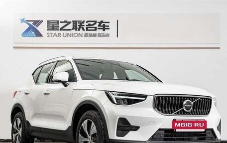 Volvo XC40 I, 2025 год, 4 059 000 рублей, 3 фотография