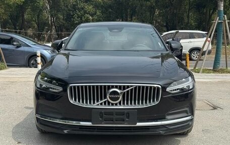 Volvo S90 II рестайлинг, 2025 год, 5 298 000 рублей, 2 фотография