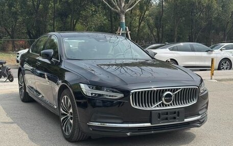 Volvo S90 II рестайлинг, 2025 год, 5 298 000 рублей, 3 фотография