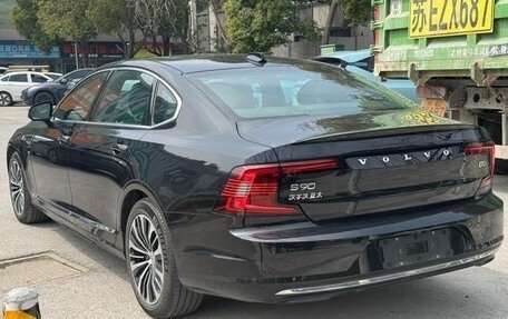 Volvo S90 II рестайлинг, 2025 год, 5 298 000 рублей, 6 фотография
