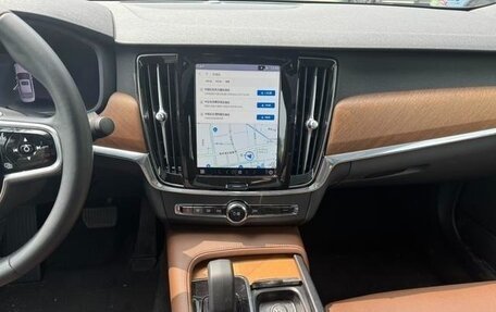 Volvo S90 II рестайлинг, 2025 год, 5 298 000 рублей, 12 фотография