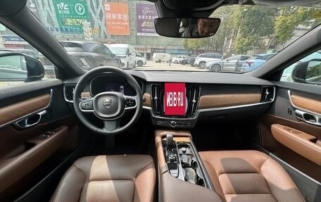 Volvo S90 II рестайлинг, 2025 год, 5 298 000 рублей, 8 фотография