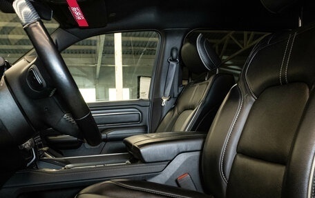 Rambler 1500, 2020 год, 6 249 000 рублей, 9 фотография