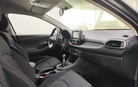 Hyundai i30 III, 2022 год, 2 199 000 рублей, 11 фотография