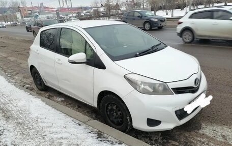 Toyota Vitz, 2012 год, 700 000 рублей, 1 фотография