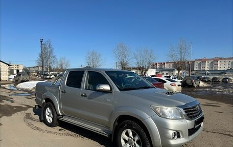 Toyota Hilux VII, 2013 год, 2 249 000 рублей, 3 фотография