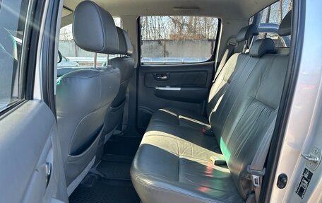 Toyota Hilux VII, 2013 год, 2 249 000 рублей, 11 фотография