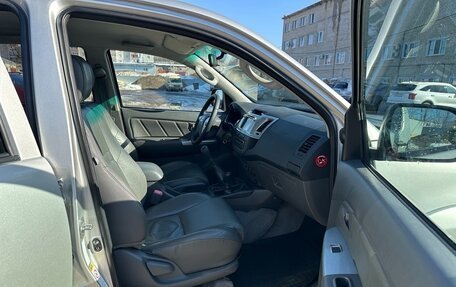 Toyota Hilux VII, 2013 год, 2 249 000 рублей, 16 фотография