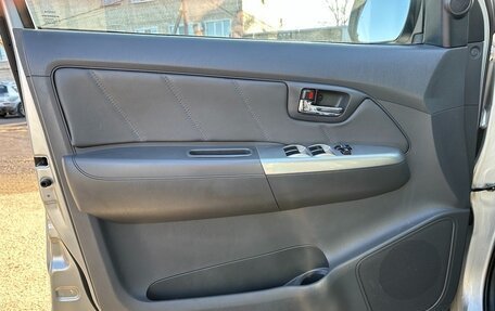 Toyota Hilux VII, 2013 год, 2 249 000 рублей, 17 фотография