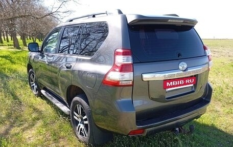 Toyota Land Cruiser Prado 150 рестайлинг 2, 2014 год, 3 900 000 рублей, 4 фотография