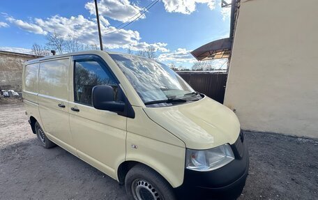 Volkswagen Transporter T5 рестайлинг, 2008 год, 950 000 рублей, 2 фотография