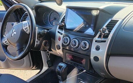 Mitsubishi Pajero Sport II рестайлинг, 2012 год, 1 770 000 рублей, 5 фотография