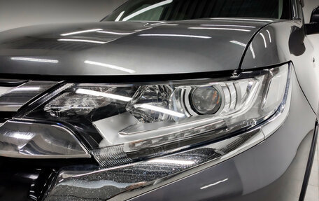 Mitsubishi Outlander III рестайлинг 3, 2018 год, 1 850 000 рублей, 17 фотография