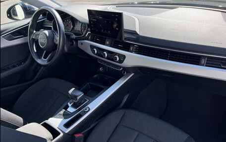 Audi A4, 2022 год, 2 839 113 рублей, 12 фотография