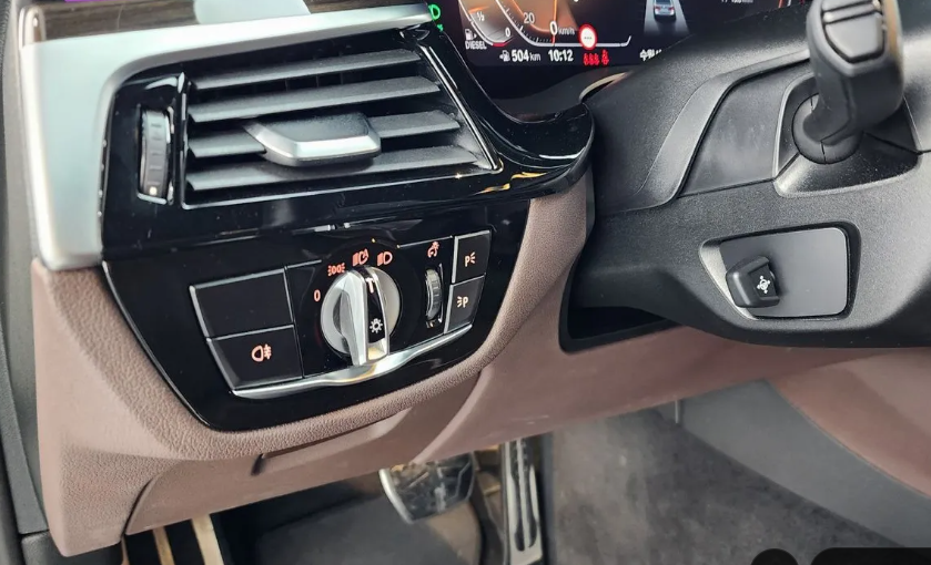 BMW 5 серия G30, 2022 год, 4 800 000 рублей, 12 фотография