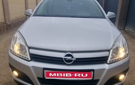 Opel Astra H, 2011 год, 485 000 рублей, 1 фотография