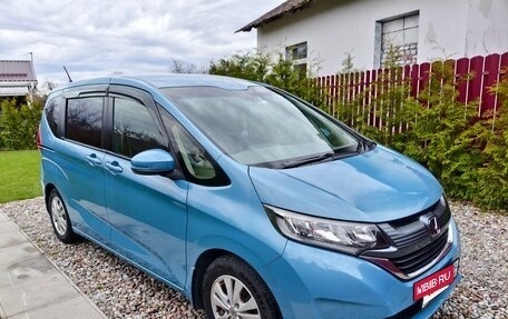 Honda Freed II, 2017 год, 1 350 000 рублей, 6 фотография