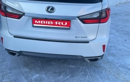 Lexus RX IV рестайлинг, 2016 год, 3 000 000 рублей, 10 фотография