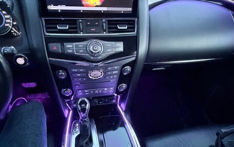 Infiniti QX56, 2013 год, 2 750 000 рублей, 4 фотография