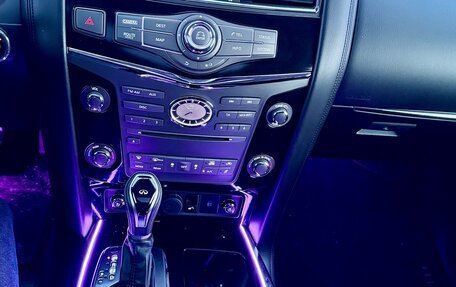 Infiniti QX56, 2013 год, 2 750 000 рублей, 3 фотография