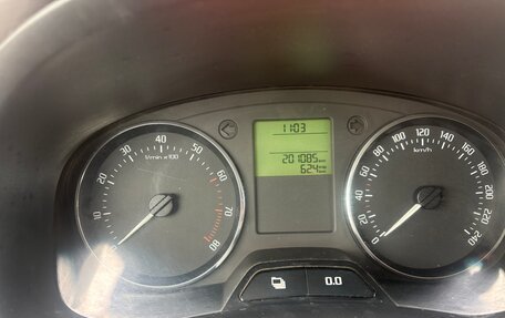 Skoda Fabia II, 2010 год, 380 000 рублей, 19 фотография