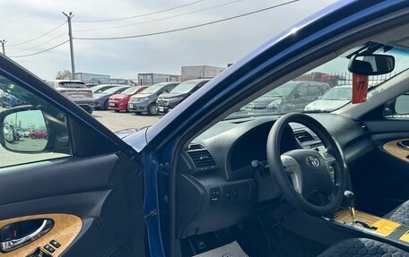 Toyota Camry, 2007 год, 599 999 рублей, 10 фотография