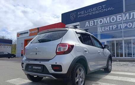 Renault Sandero II рестайлинг, 2019 год, 1 200 000 рублей, 8 фотография