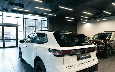 Volkswagen Tiguan, 2026 год, 5 200 000 рублей, 15 фотография