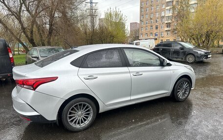 Hyundai Solaris II рестайлинг, 2020 год, 1 550 000 рублей, 3 фотография