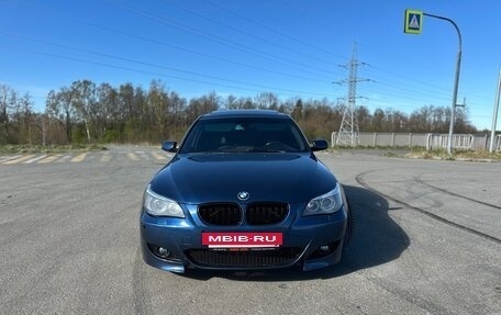 BMW 5 серия, 2005 год, 1 390 000 рублей, 3 фотография