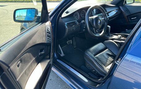 BMW 5 серия, 2005 год, 1 390 000 рублей, 15 фотография