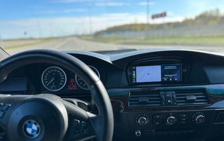 BMW 5 серия, 2005 год, 1 390 000 рублей, 17 фотография