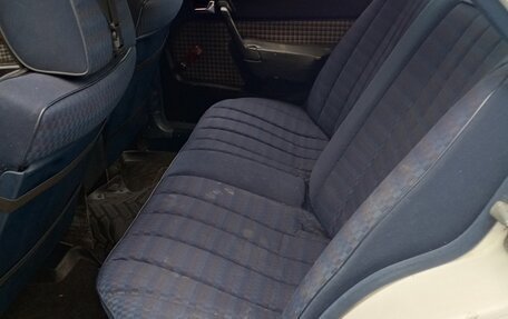 Mercedes-Benz 190 (W201), 1988 год, 150 000 рублей, 17 фотография