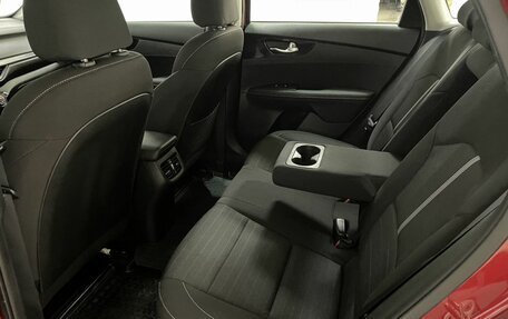 KIA Cerato IV, 2021 год, 2 250 000 рублей, 15 фотография