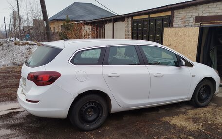 Opel Astra J, 2012 год, 980 000 рублей, 1 фотография