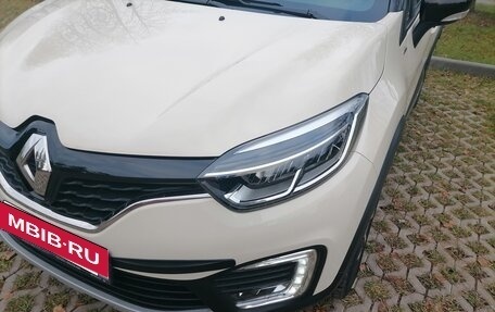 Renault Kaptur I рестайлинг, 2018 год, 1 600 000 рублей, 3 фотография