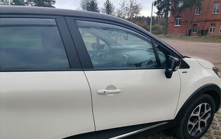 Renault Kaptur I рестайлинг, 2018 год, 1 600 000 рублей, 18 фотография