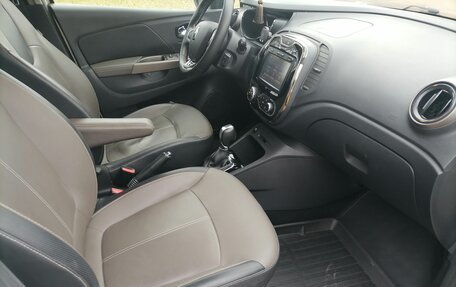 Renault Kaptur I рестайлинг, 2018 год, 1 600 000 рублей, 19 фотография