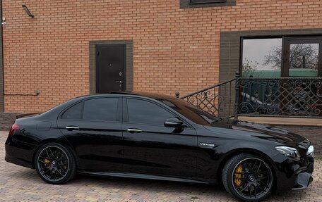 Mercedes-Benz E-Класс AMG, 2017 год, 7 600 000 рублей, 4 фотография