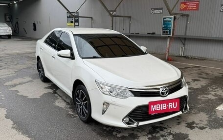 Toyota Camry, 2016 год, 1 820 000 рублей, 3 фотография