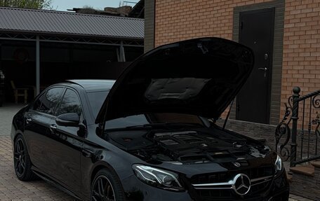 Mercedes-Benz E-Класс AMG, 2017 год, 7 600 000 рублей, 23 фотография