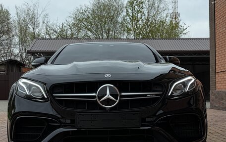 Mercedes-Benz E-Класс AMG, 2017 год, 7 600 000 рублей, 22 фотография